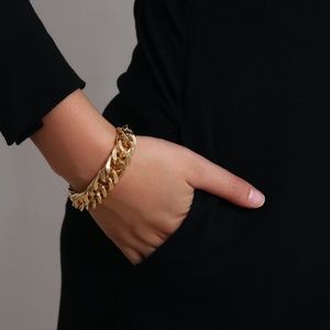 5 for $25 *AMORETTE* Gold Link Style Chain Fashion Bracelet